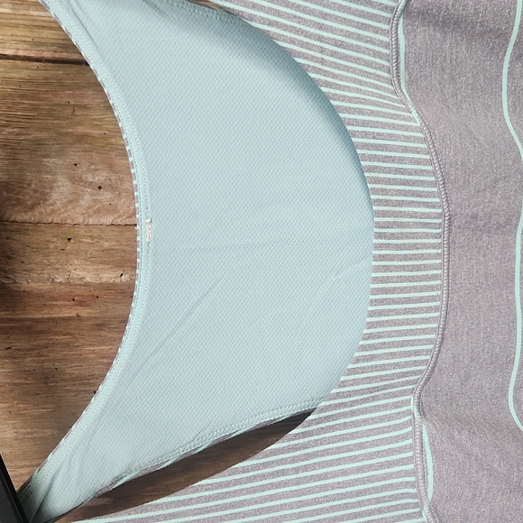 Lululemon Run: First Base Tank - Picture 5 of 9